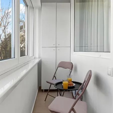 Leya's Tineretului Apartament